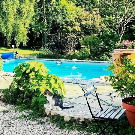 5 Bedroom Stunning In * Prailles